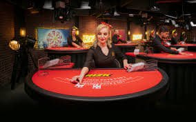 16 apk platform sections including sports betting and live casino for Filipino players